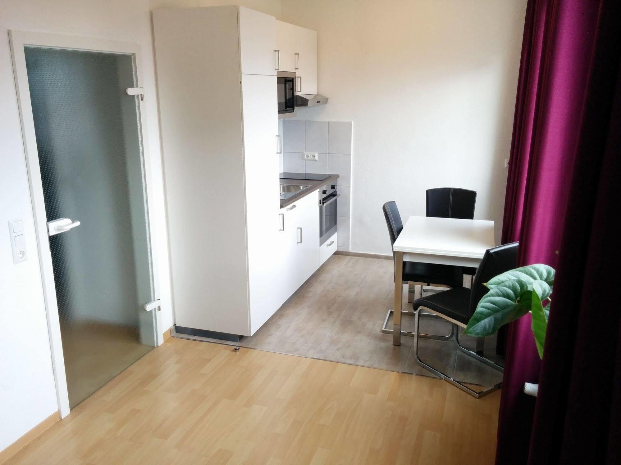 שוויינפורט Boardinghouse - Stadtvilla Budget מראה חיצוני תמונה