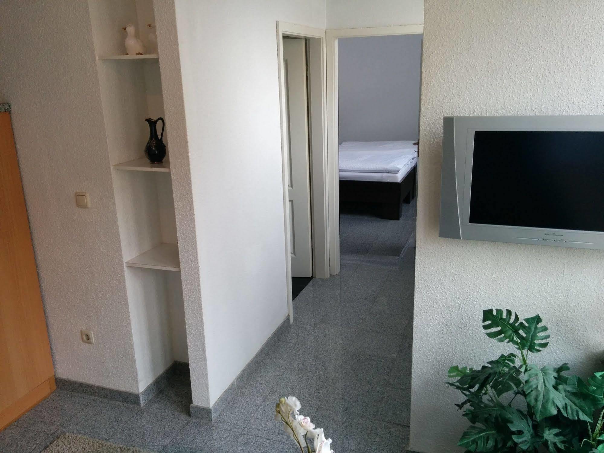 שוויינפורט Boardinghouse - Stadtvilla Budget מראה חיצוני תמונה