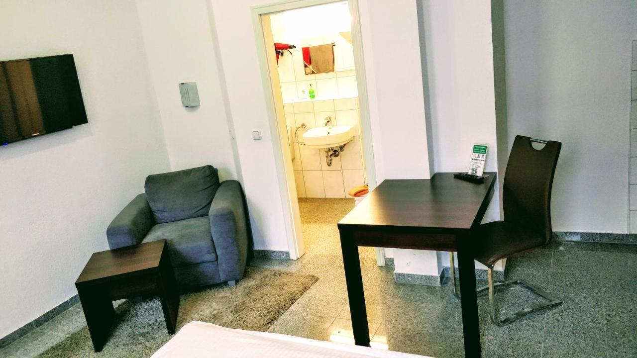 שוויינפורט Boardinghouse - Stadtvilla Budget מראה חיצוני תמונה